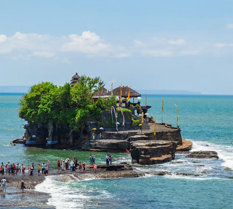 tanah lot temple