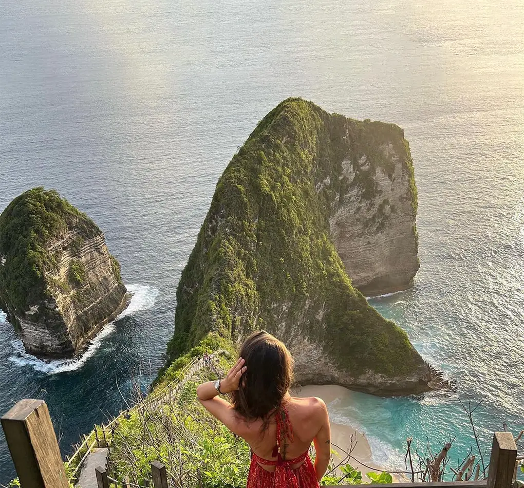 kelingking beach nusa penida