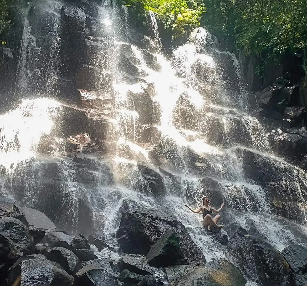 kanto lampo waterfall ubud